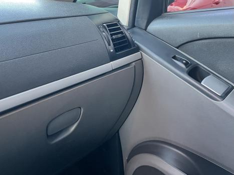 FIAT Idea 1.6 16V 4P ESSENCE FLEX, Foto 3
