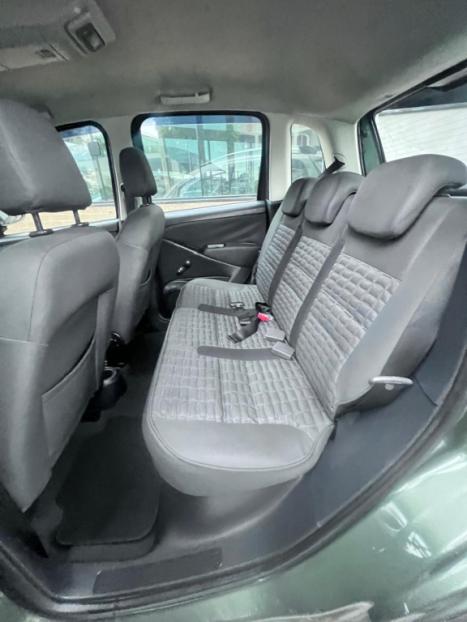 FIAT Idea 1.8 16V 4P ADVENTURE FLEX, Foto 8