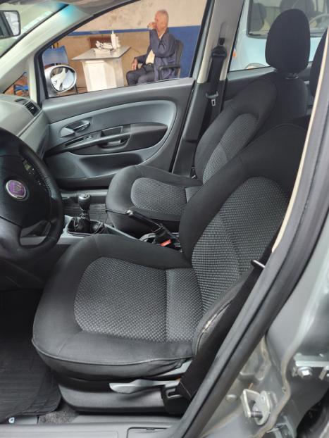 FIAT Linea 1.8 16V 4P FLEX LX, Foto 7