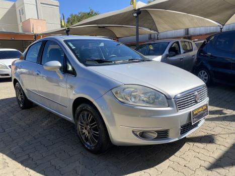 FIAT Linea 1.8 16V 4P FLEX ESSENCE DUALOGIC AUTOMATIZADO, Foto 4