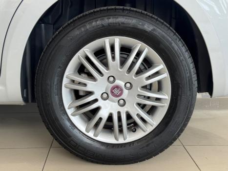 FIAT Linea 1.8 16V 4P FLEX ESSENCE, Foto 6
