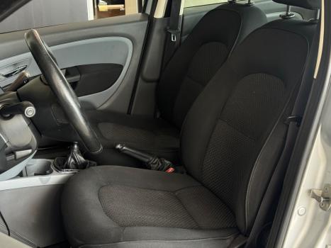 FIAT Linea 1.8 16V 4P FLEX ESSENCE, Foto 7