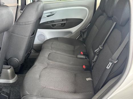 FIAT Linea 1.8 16V 4P FLEX ESSENCE, Foto 10