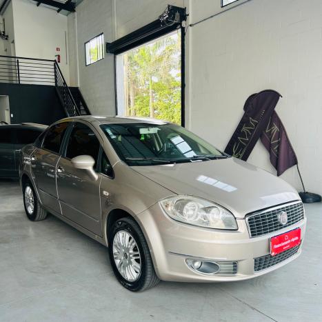 FIAT Linea 1.8 16V 4P FLEX ESSENCE DUALOGIC AUTOMATIZADO, Foto 3