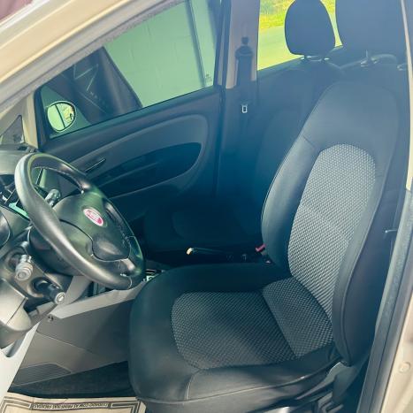 FIAT Linea 1.8 16V 4P FLEX ESSENCE DUALOGIC AUTOMATIZADO, Foto 10