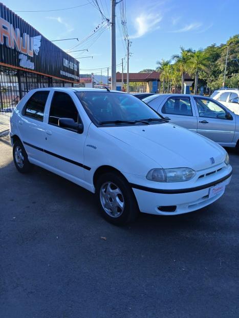 FIAT Palio 1.0 4P ELX 5 ESTRELAS, Foto 1