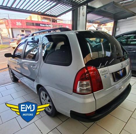 FIAT Palio 1.8 4P HLX, Foto 10