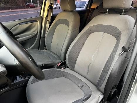 FIAT Punto 1.4 4P ATTRACTIVE FLEX, Foto 8