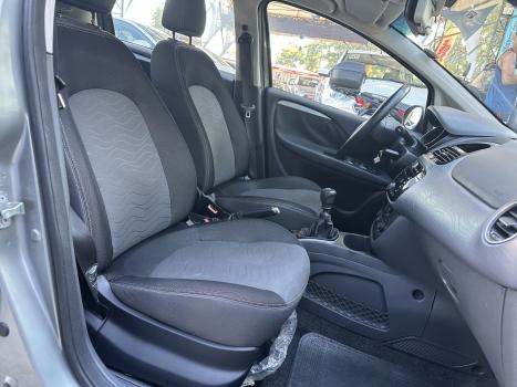 FIAT Punto 1.4 4P FLEX ATTRACTIVE ITALIA, Foto 11