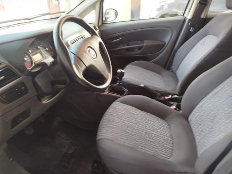 FIAT Punto 1.6 16V 4P ESSENCE FLEX, Foto 8