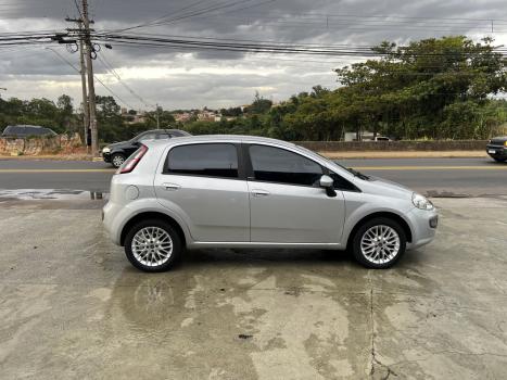 FIAT Punto 1.6 16V 4P ESSENCE FLEX, Foto 2