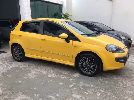 FIAT Punto 1.8 4P FLEX SPORTING DUALOGIC AUTOMATIZADO, Foto 2