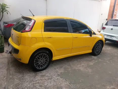FIAT Punto 1.8 4P FLEX SPORTING DUALOGIC AUTOMATIZADO, Foto 6