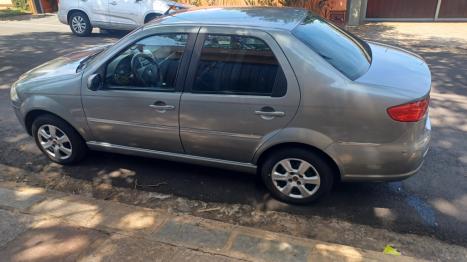 FIAT Siena 1.8 4P HLX FLEX, Foto 6