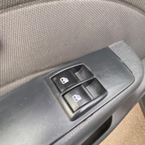FIAT Strada 1.8 ADVENTURE CABINE ESTENDIDA, Foto 8