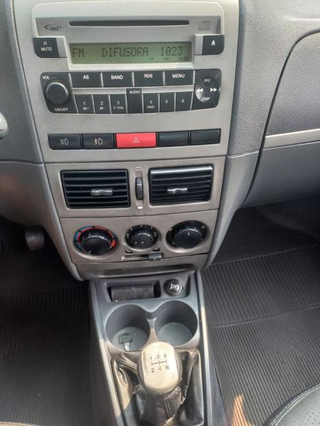 FIAT Strada 1.8 FLEX ADVENTURE CABINE ESTENDIDA, Foto 17