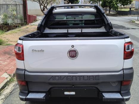 FIAT Strada 1.8 FLEX ADVENTURE CABINE ESTENDIDA, Foto 2