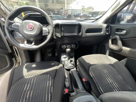 FIAT Toro 1.8 16V 4P ENDURANCE AUTOMTICO, Foto 6