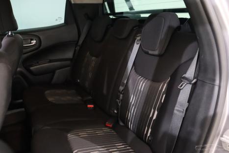 FIAT Toro 1.8 16V 4P ENDURANCE AUTOMTICO, Foto 8