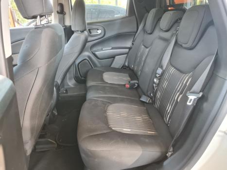 FIAT Toro 1.8 16V FLEX EVO ENDURANCE, Foto 6
