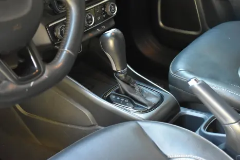 FIAT Toro 2.0 16V 4P VOLCANO 4WD TURBO DIESEL AUTOMTICO, Foto 9
