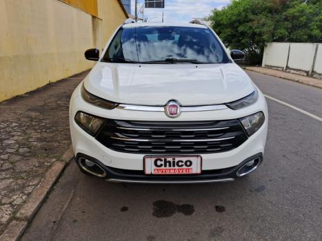 FIAT Toro 2.0 16V 4P VOLCANO 4WD TURBO DIESEL AUTOMTICO, Foto 2