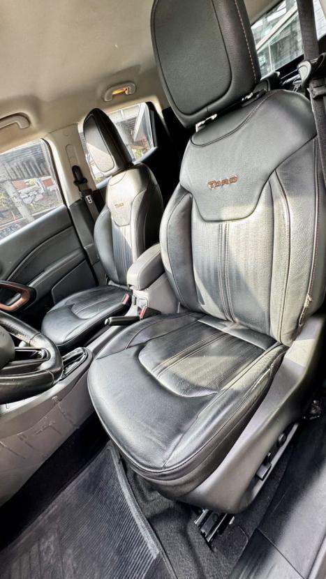 FIAT Toro 2.0 16V 4P VOLCANO 4WD TURBO DIESEL AUTOMTICO, Foto 9