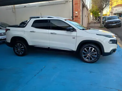 FIAT Toro 2.0 16V 4P VOLCANO 4WD TURBO DIESEL AUTOMTICO, Foto 4