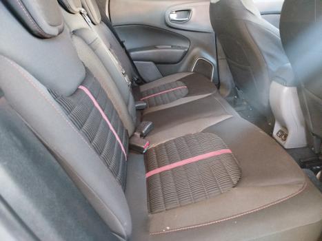 FIAT Toro 2.4 16V 4P FREEDOM MULTIAIR FLEX AUTOMTICO, Foto 12
