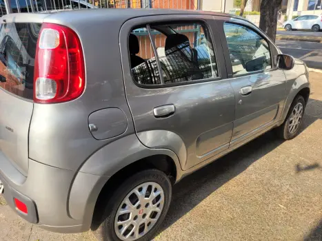 FIAT Uno 1.0 4P FLEX EVO VIVACE CELEBRATION, Foto 2