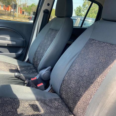FIAT Uno 1.0 4P FLEX EVO VIVACE CELEBRATION, Foto 9
