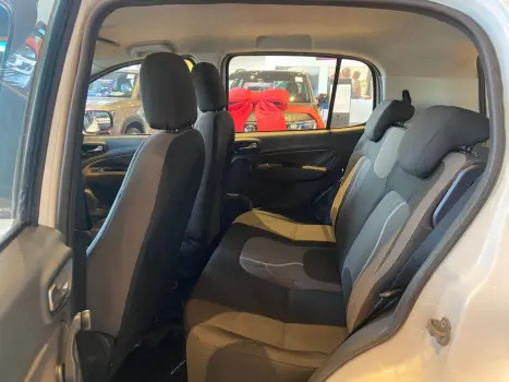 FIAT Uno 1.0 4P FLEX WAY, Foto 6