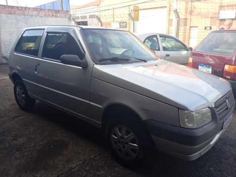 FIAT Uno 1.0 FLEX FIRE, Foto 3