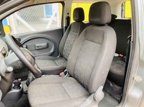 FIAT Uno 1.0 FLEX VIVACE, Foto 6