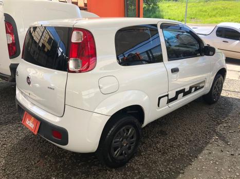 FIAT Uno 1.0 FLEX VIVACE, Foto 3