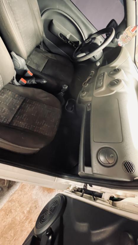 FIAT Uno 1.0 FLEX VIVACE, Foto 6