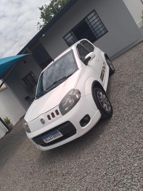 FIAT Uno 1.4 FLEX SPORTING, Foto 3