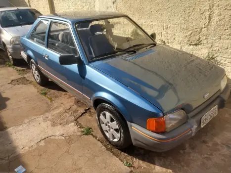 FORD Escort 1.6 HOBBY, Foto 1