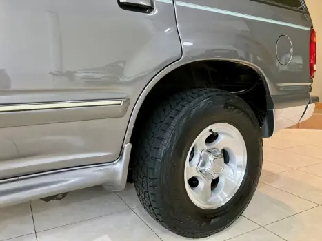 FORD Explorer 4.0 V6 24V XLT AUTOMTICO, Foto 26
