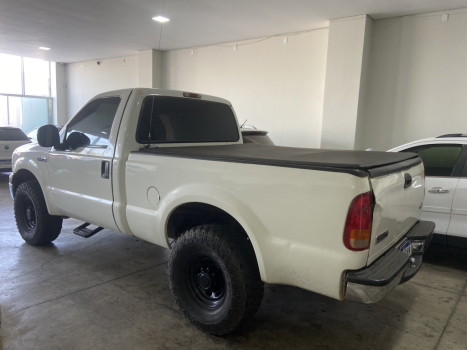 FORD F-250 3.9 XL S SUPER DUTY CABINE SIMPLES DIESEL, Foto 3