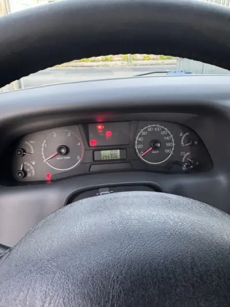 FORD F-250 3.9 XLT SUPER DUTY CABINE SIMPLES DIESEL, Foto 3