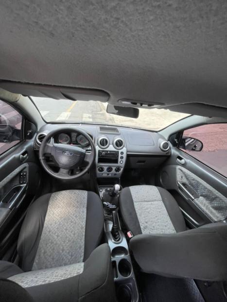 FORD Fiesta Hatch 1.6 4P FLEX, Foto 8