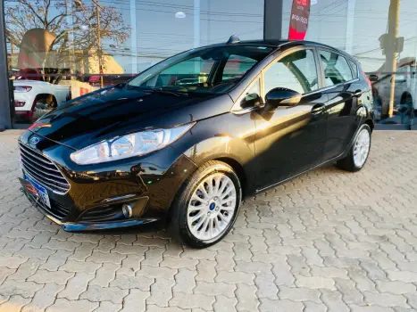 FORD Fiesta Hatch 1.6 4P FLEX TITANIUM POWERSHIFT AUTOMTICO, Foto 2