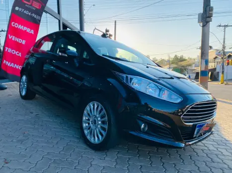 FORD Fiesta Hatch 1.6 4P FLEX TITANIUM POWERSHIFT AUTOMTICO, Foto 3