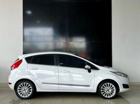 FORD Fiesta Hatch 1.6 4P FLEX TITANIUM POWERSHIFT AUTOMTICO, Foto 3