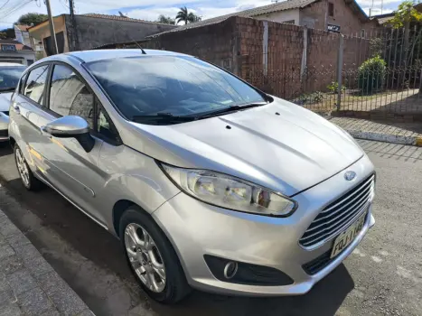 FORD Fiesta Hatch 1.6 16V 4P FLEX SE POWERSHIFT AUTOMTICO, Foto 2