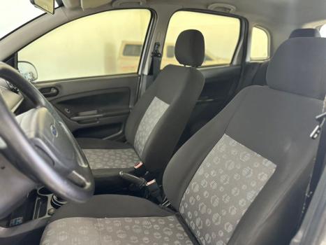 FORD Fiesta Hatch 1.0 4P FLEX, Foto 4