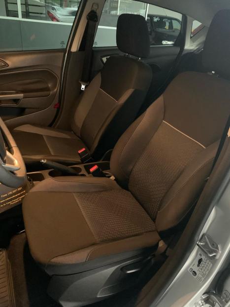 FORD Fiesta Hatch 1.6 4P SE PLUS FLEX, Foto 8