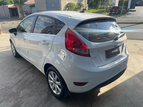 FORD Fiesta Hatch 1.6 4P SE FLEX, Foto 4