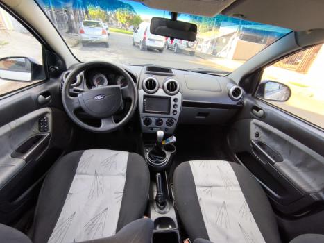 FORD Fiesta Hatch 1.6, Foto 5